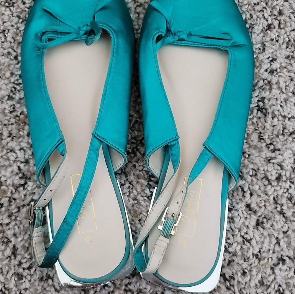 Women's sandals
